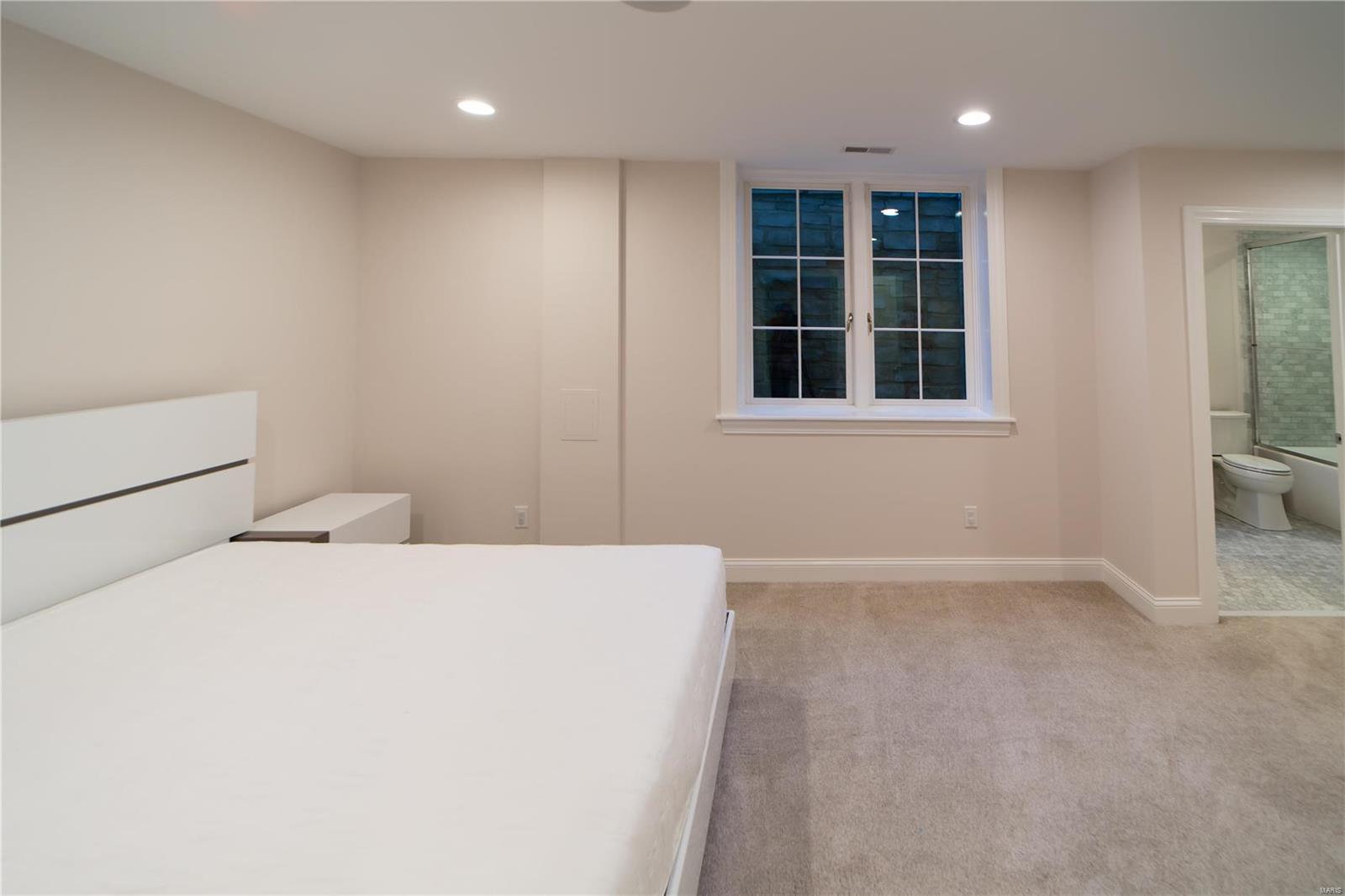 Von Schrader Estate - Residential