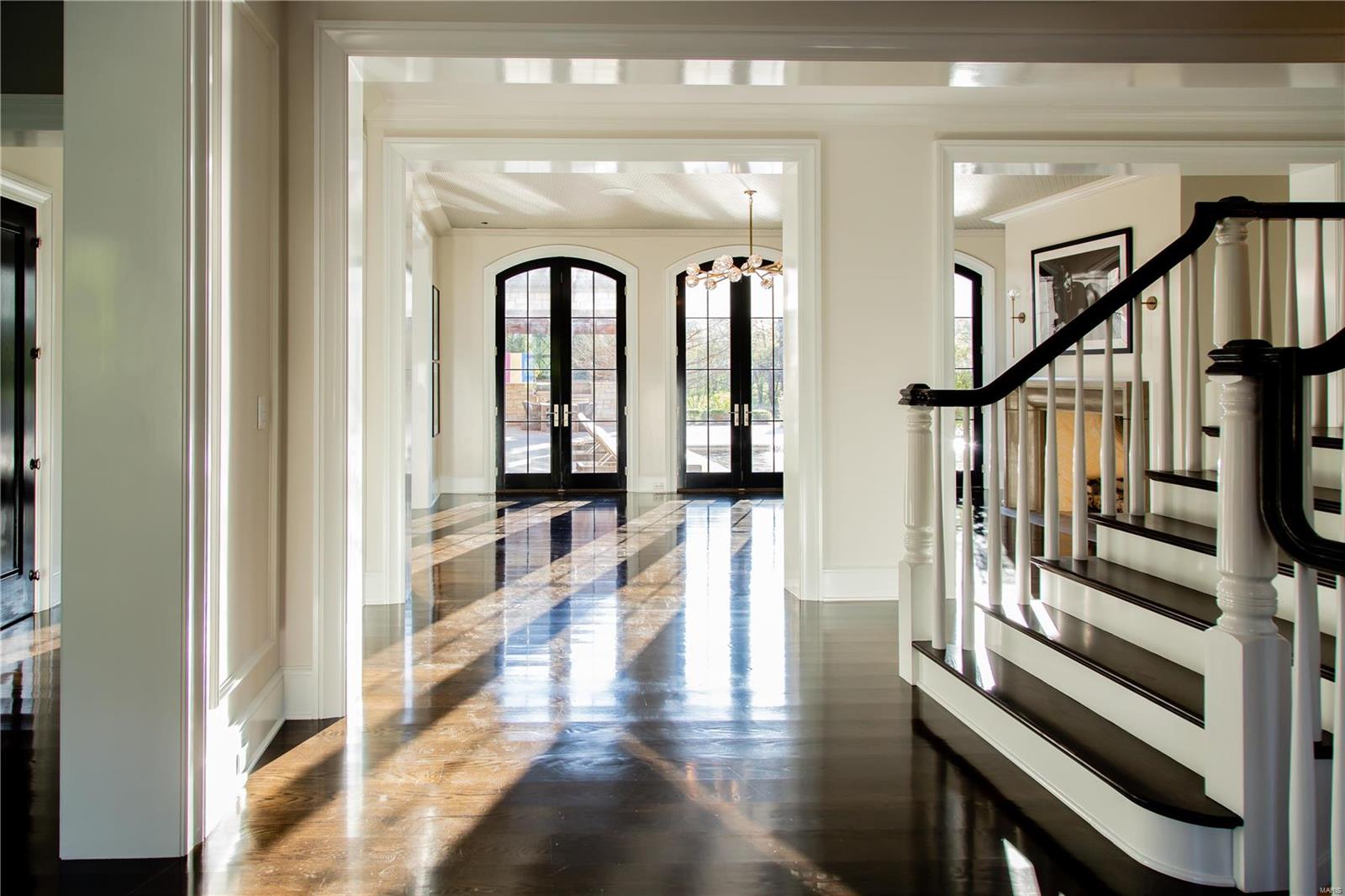 Von Schrader Estate - Residential