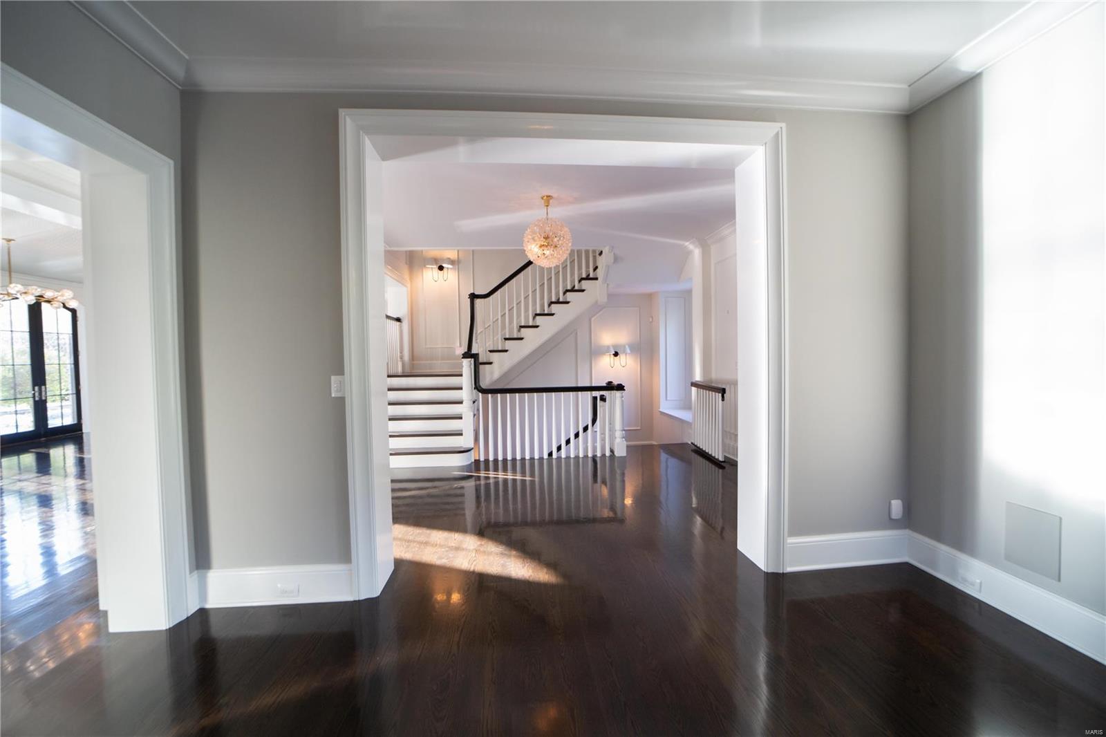 Von Schrader Estate - Residential