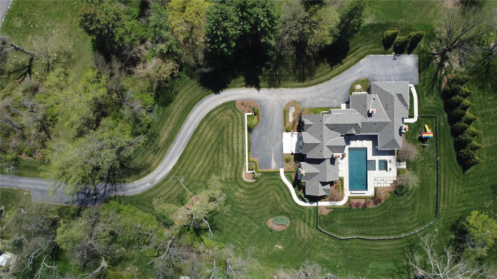 Von Schrader Estate - Residential