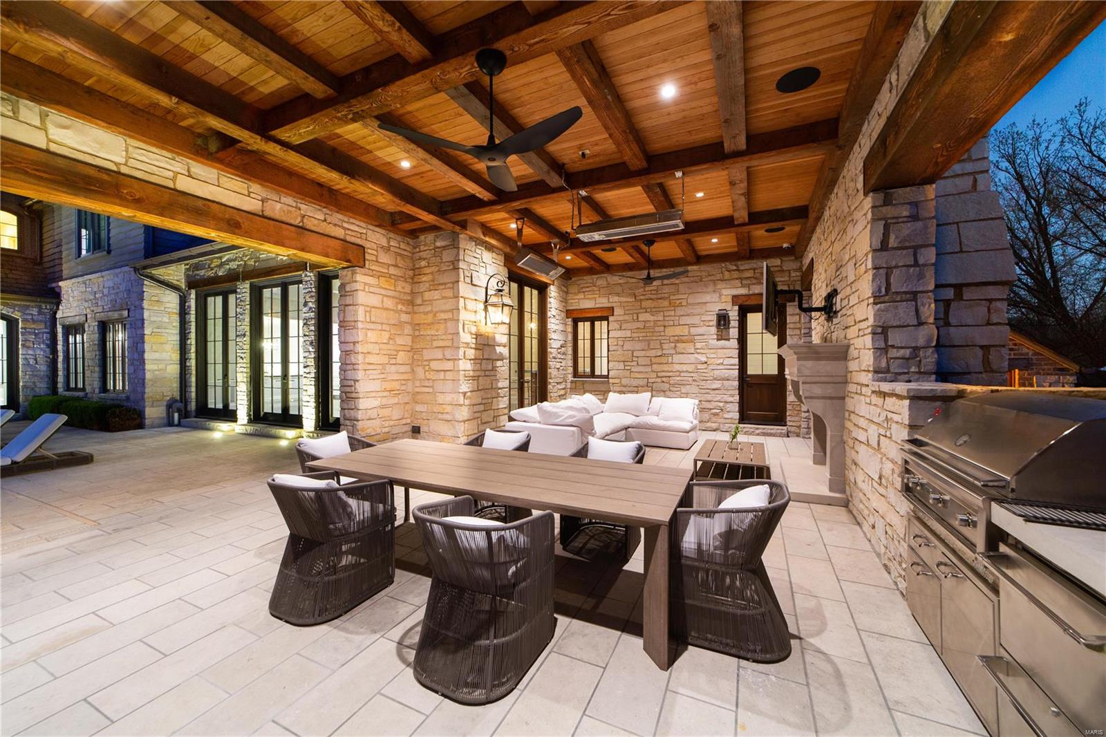 Von Schrader Estate - Residential