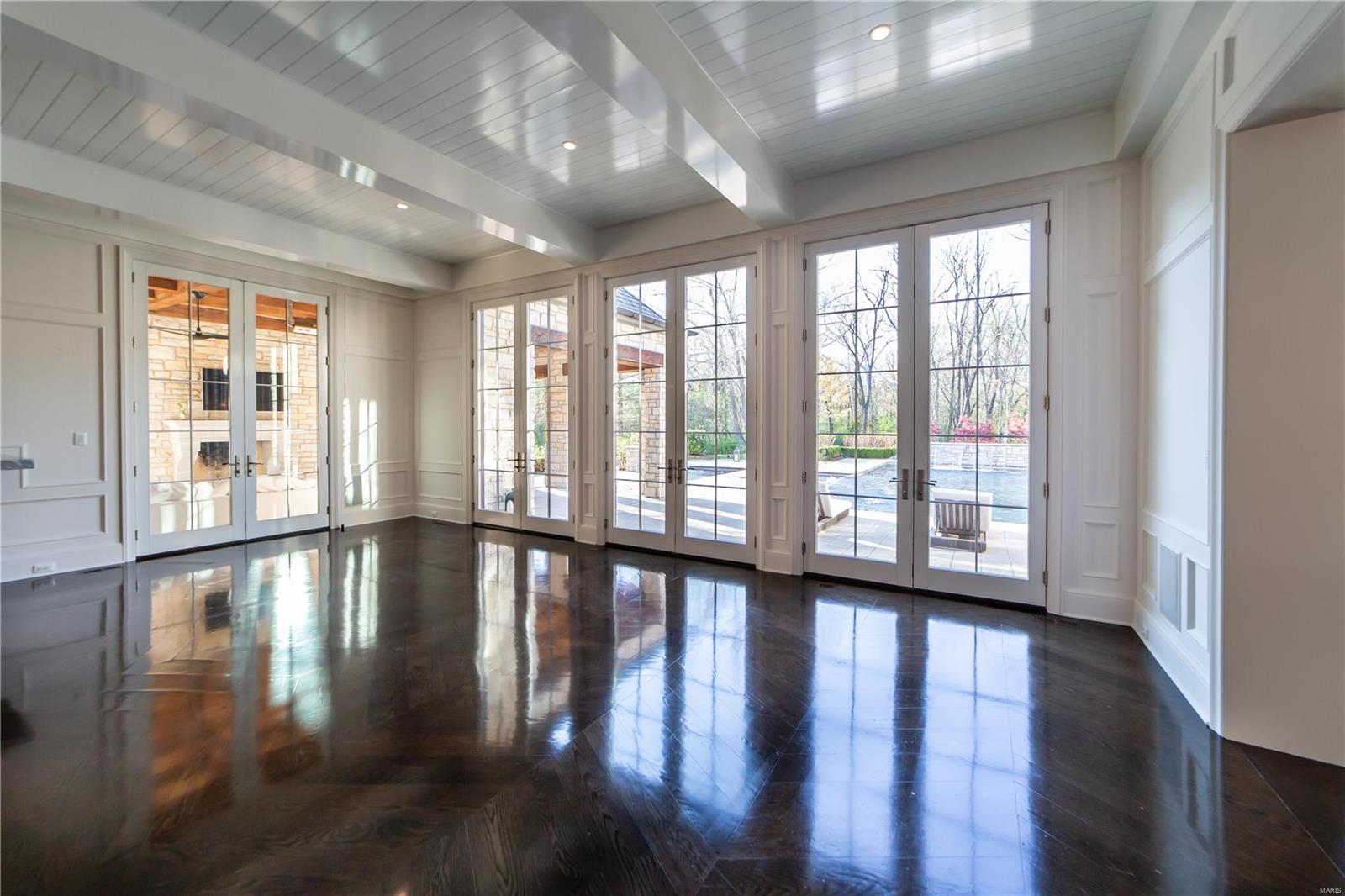 Von Schrader Estate - Residential