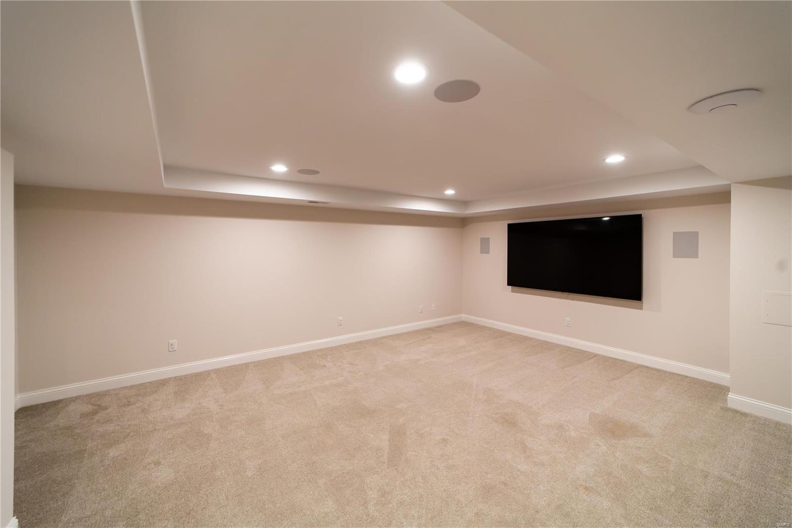 Von Schrader Estate - Residential