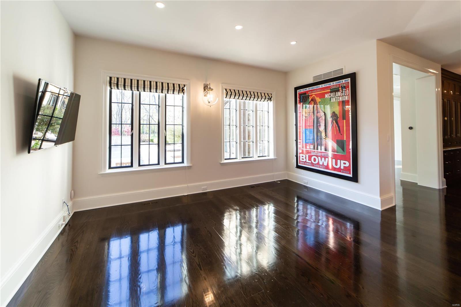 Von Schrader Estate - Residential