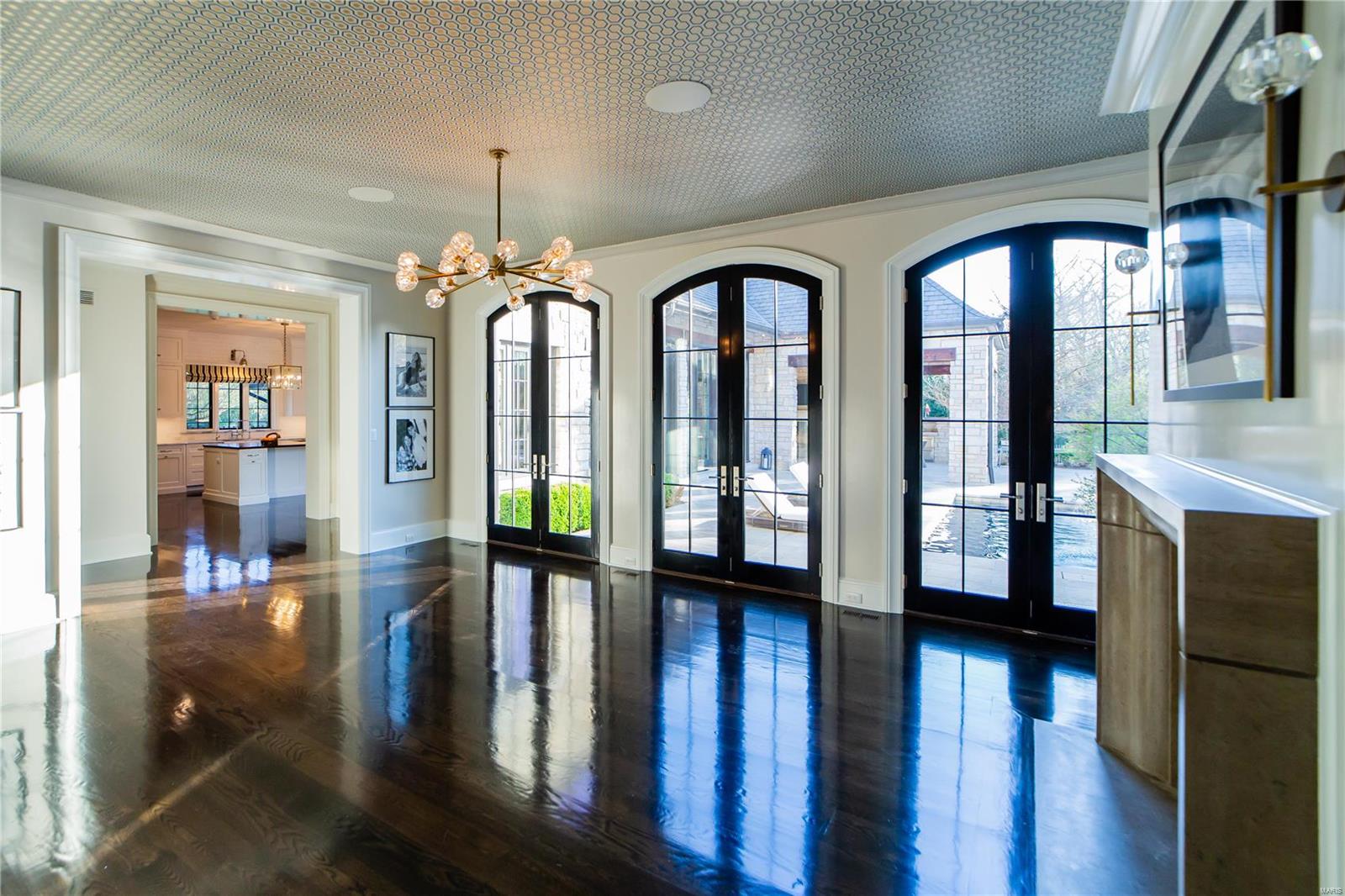 Von Schrader Estate - Residential