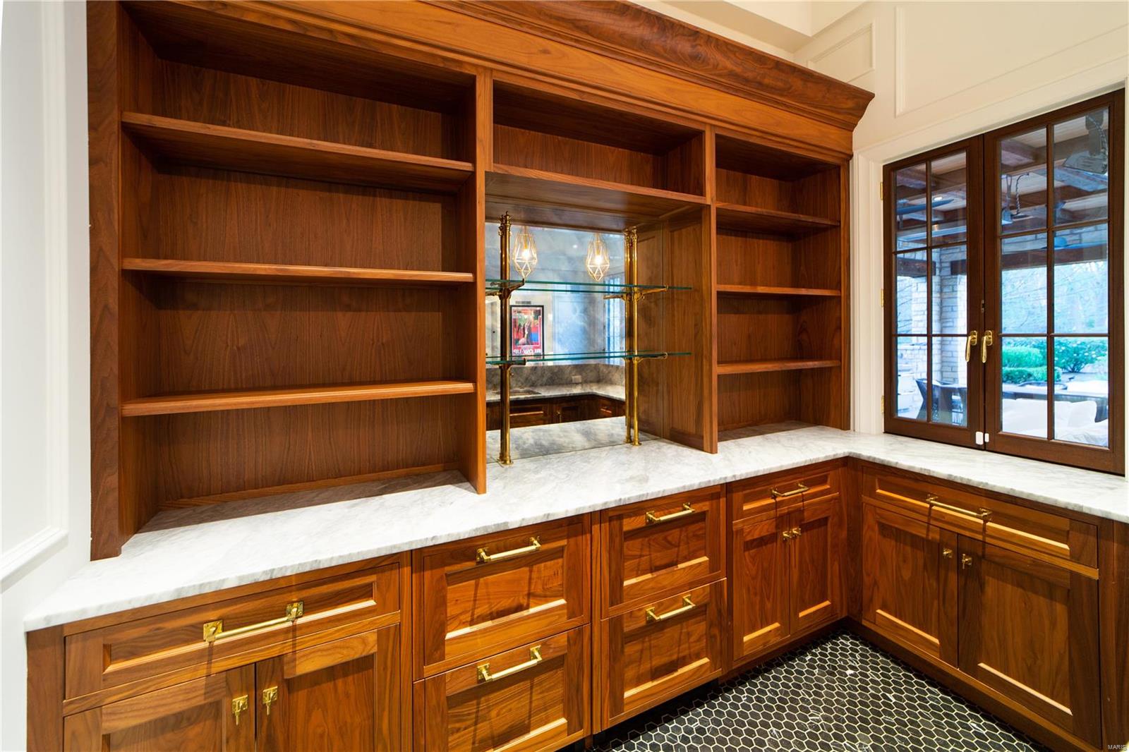 Von Schrader Estate - Residential