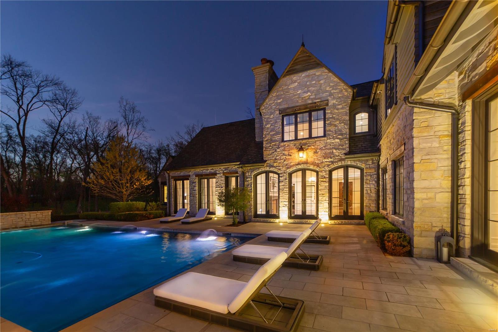 Von Schrader Estate - Residential