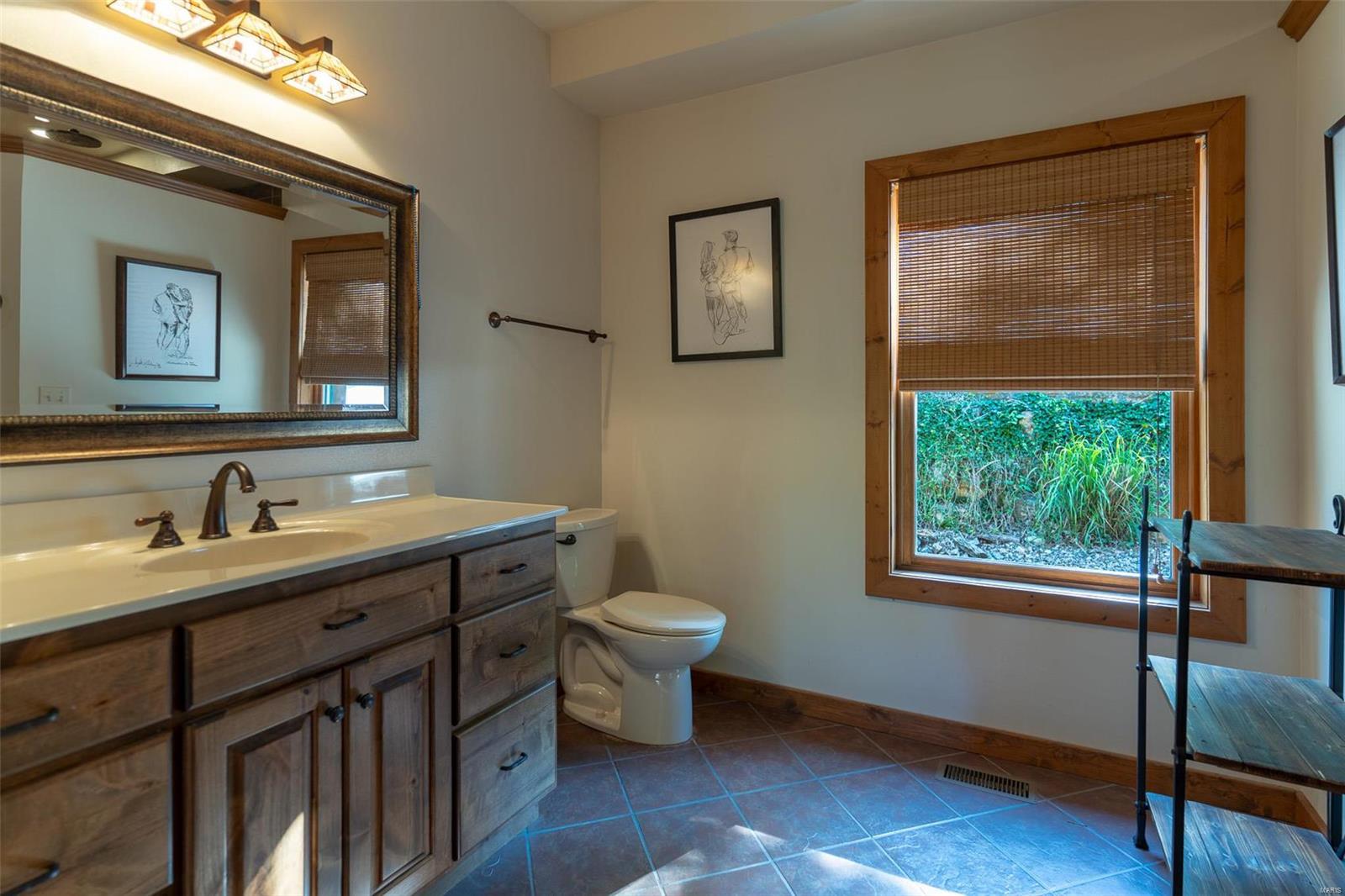 Lake Sherwood Estates - Residential