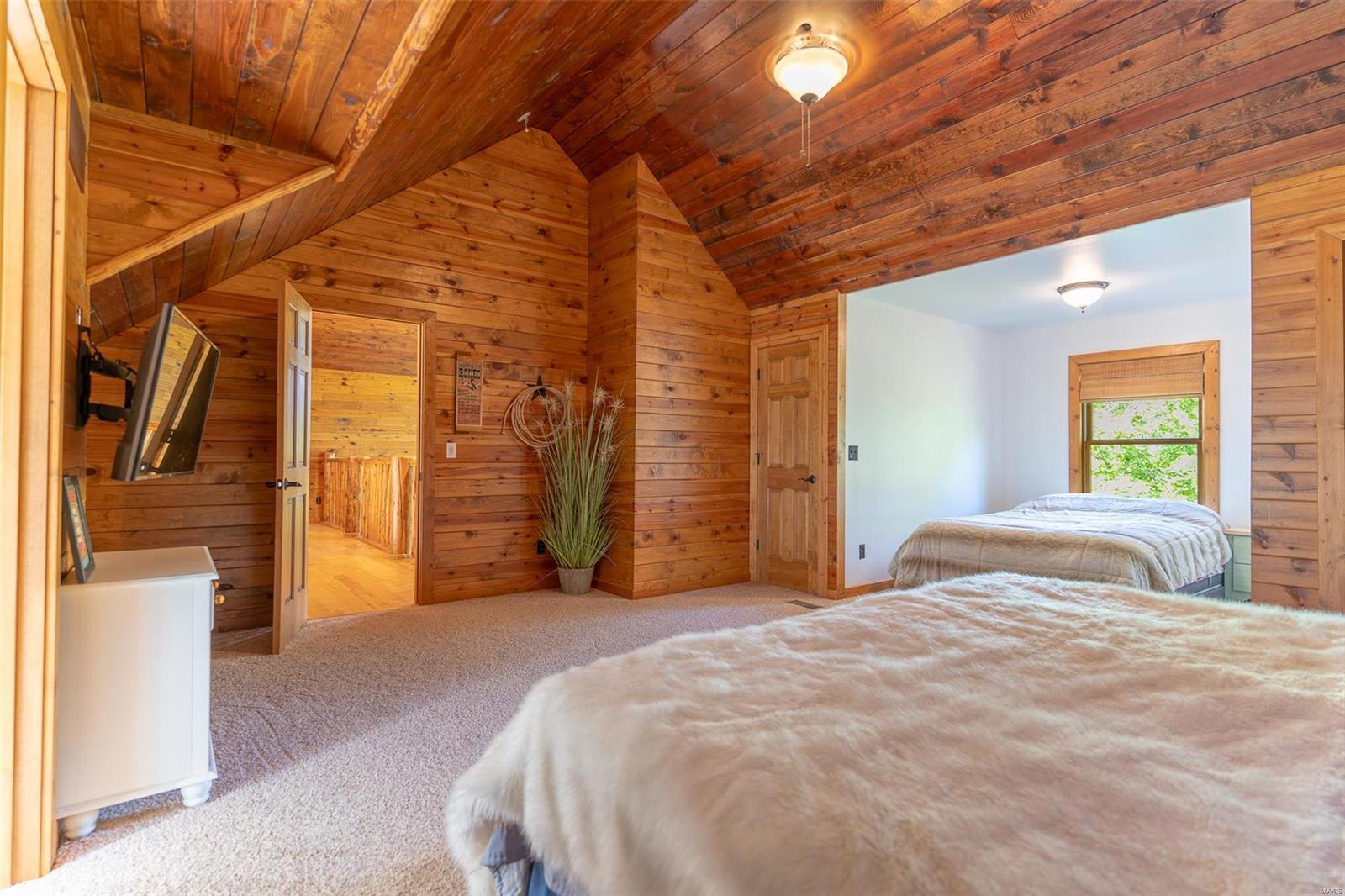 Lake Sherwood Estates - Residential