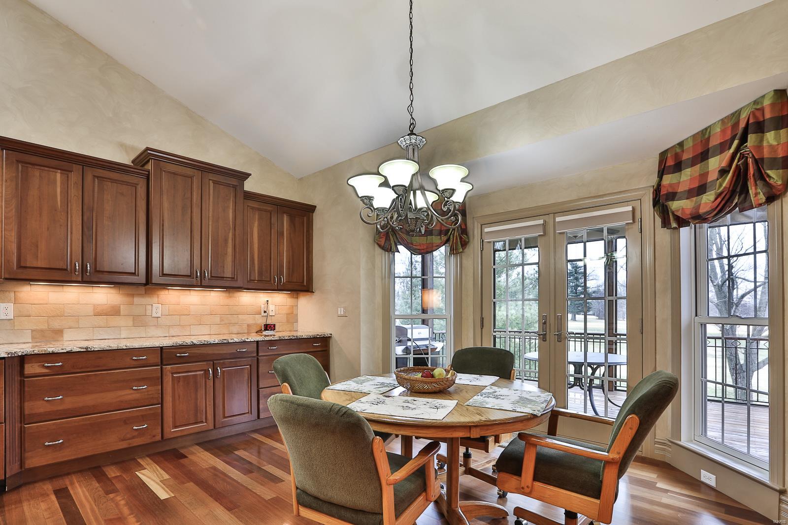 The Villas At Meadowbrook - Residential