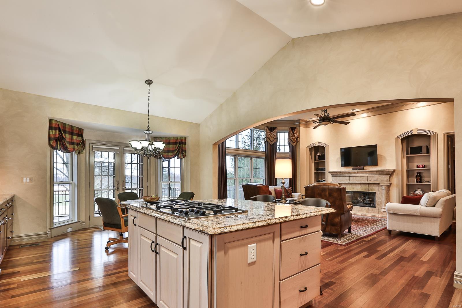 The Villas At Meadowbrook - Residential