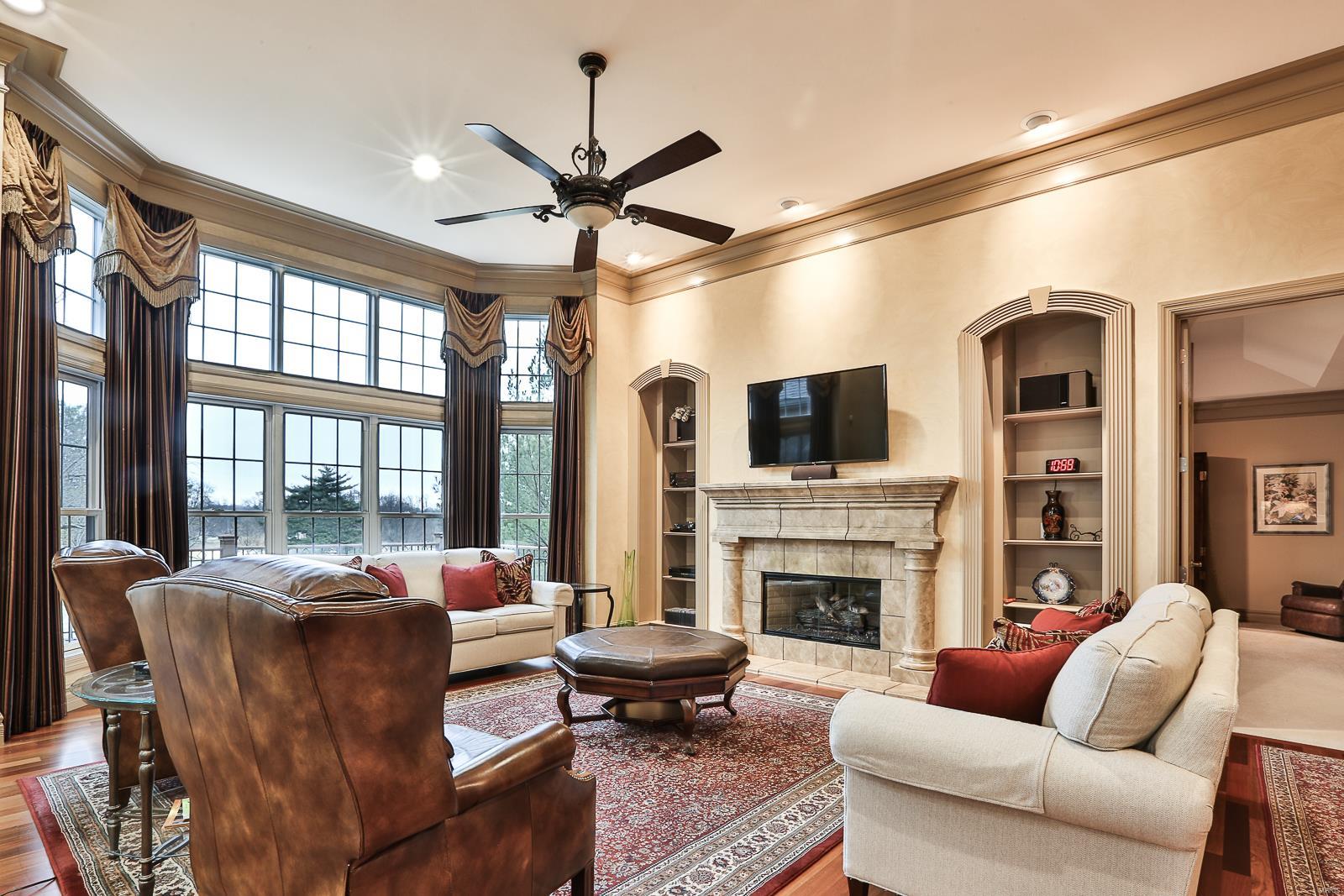 The Villas At Meadowbrook - Residential