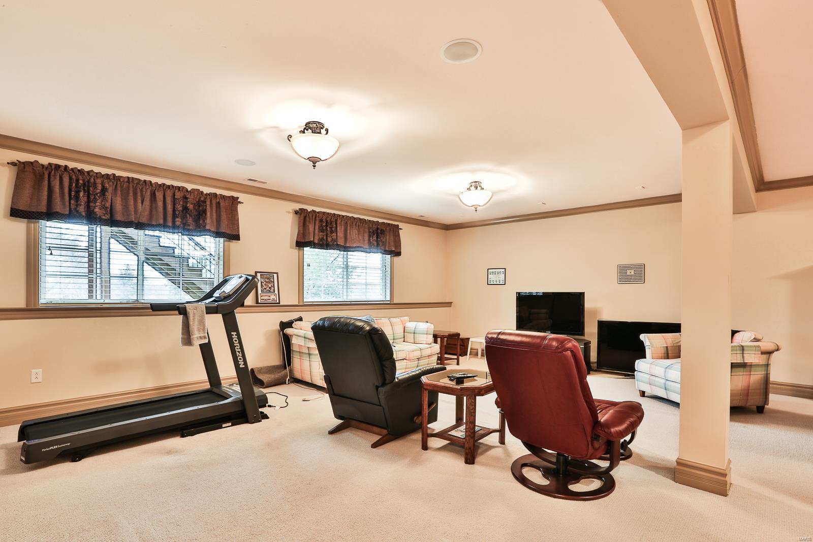 The Villas At Meadowbrook - Residential