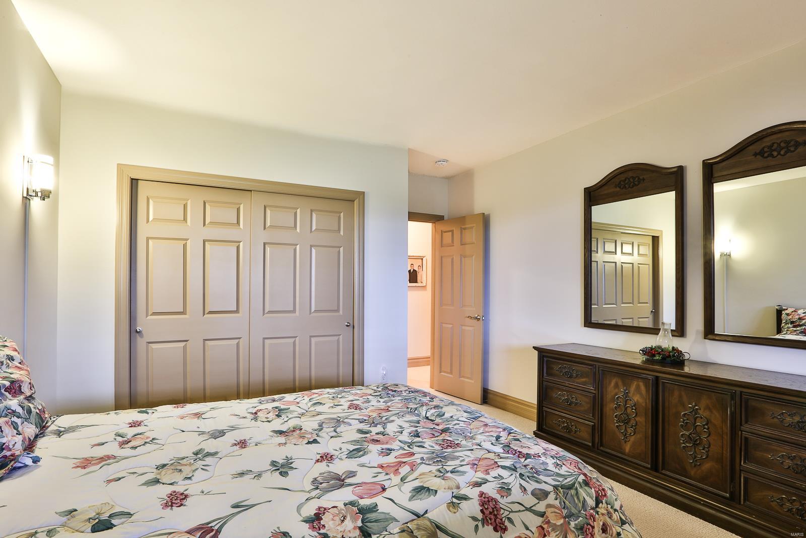 The Villas At Meadowbrook - Residential