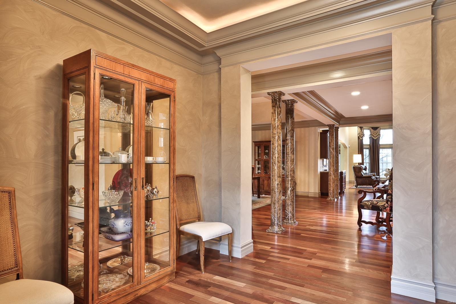 The Villas At Meadowbrook - Residential