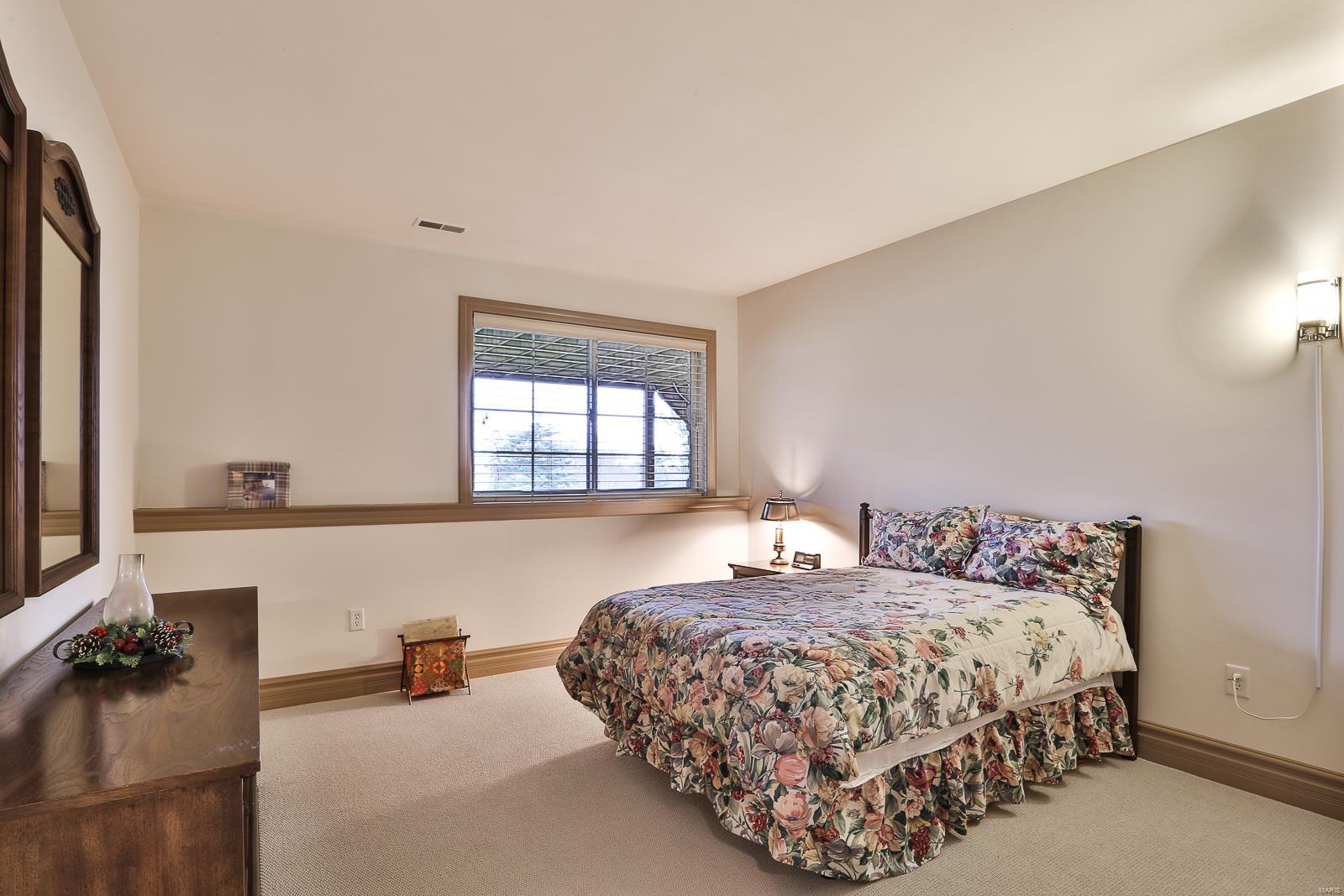 The Villas At Meadowbrook - Residential