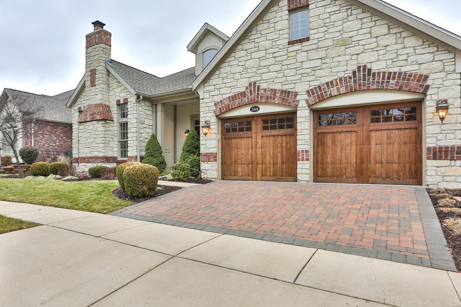 The Villas At Meadowbrook - Residential