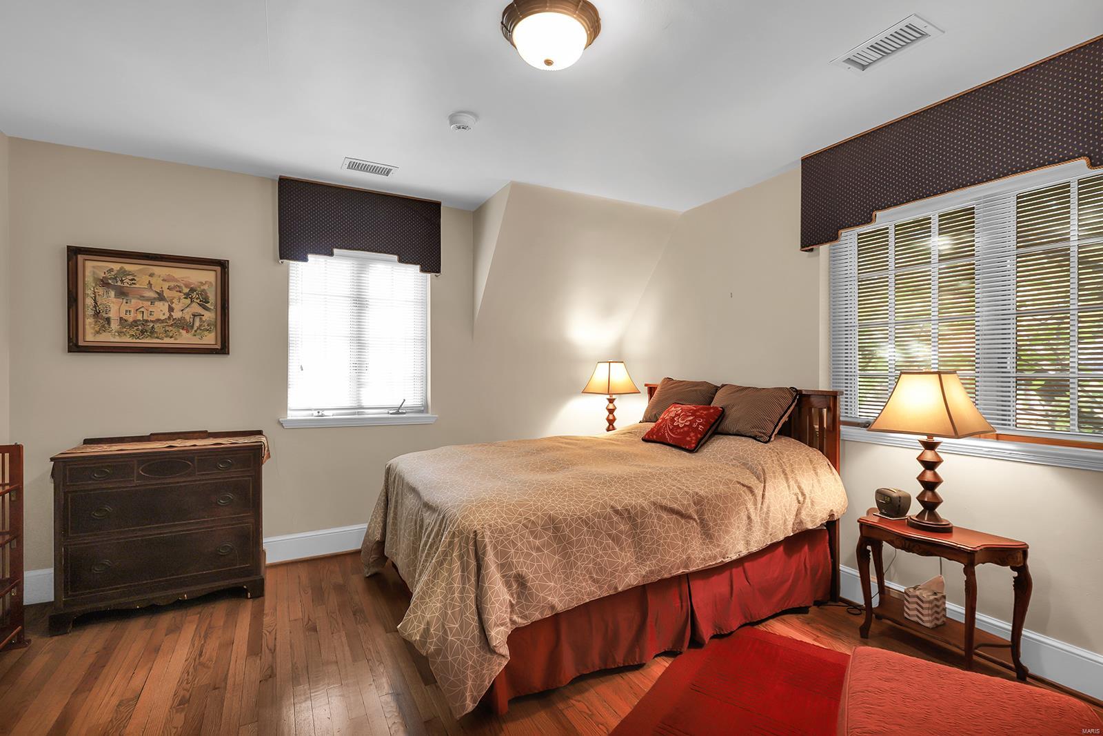 Country Club Place - Residential