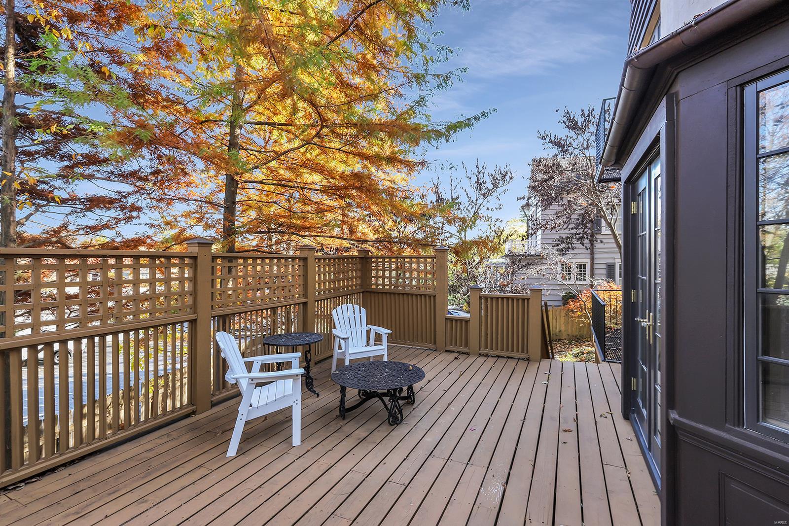 Country Club Place - Residential