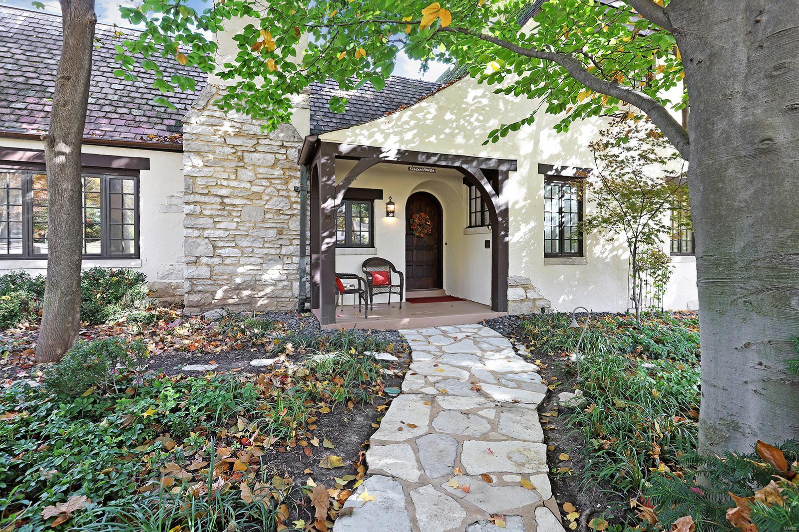 Country Club Place - Residential