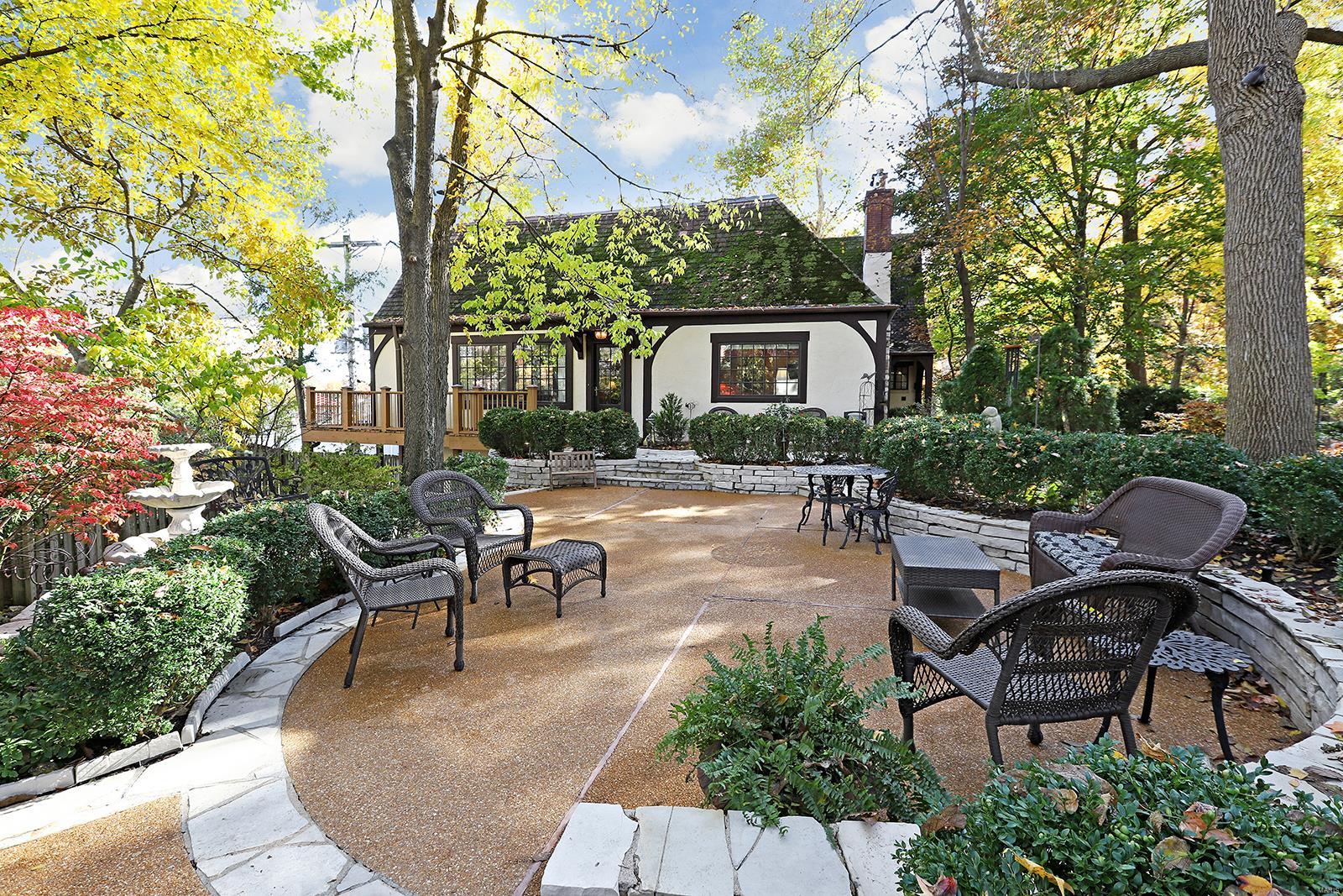 Country Club Place - Residential