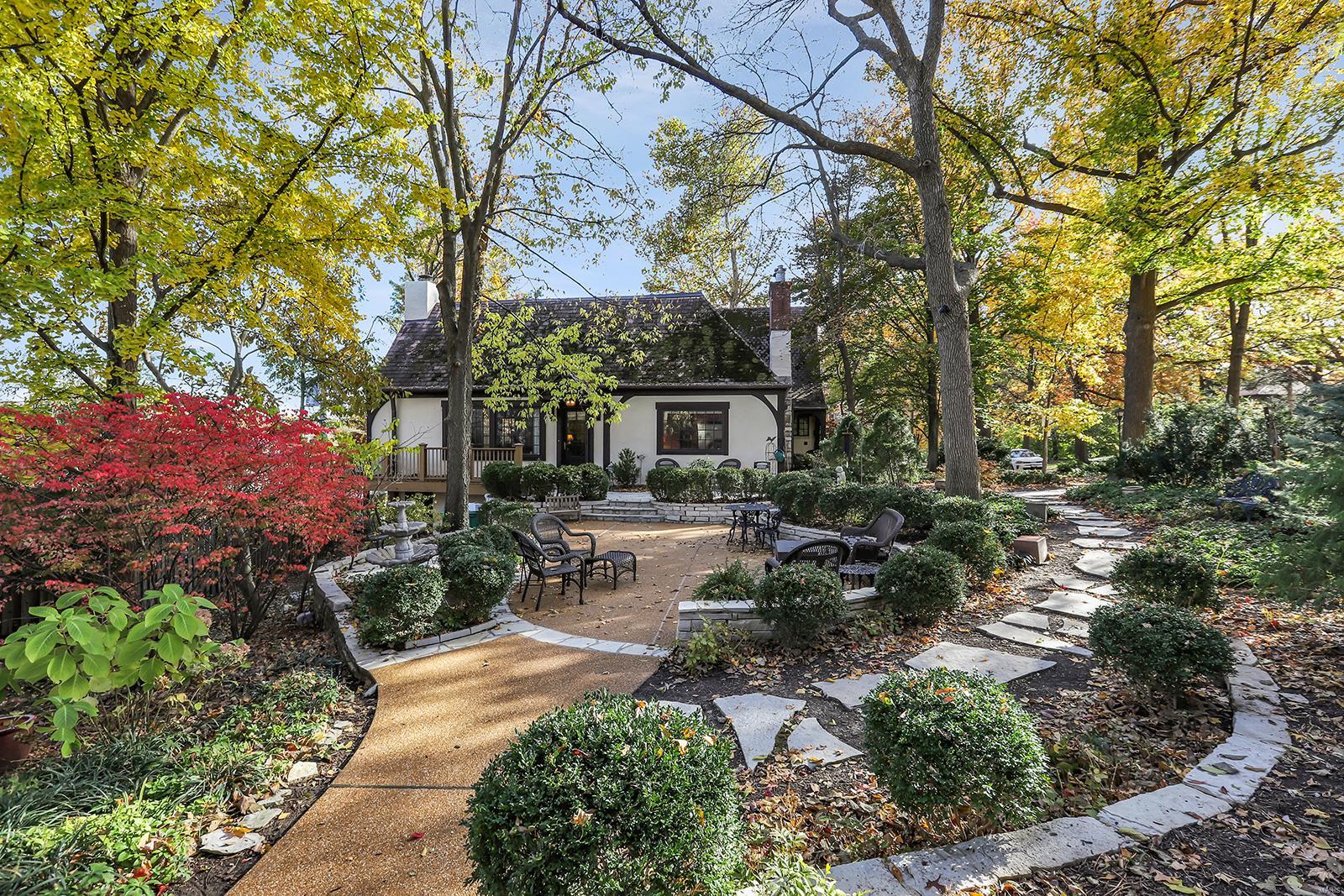 Country Club Place - Residential