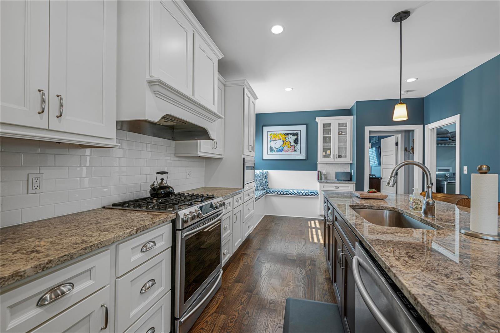 Manhattan Heights - Residential