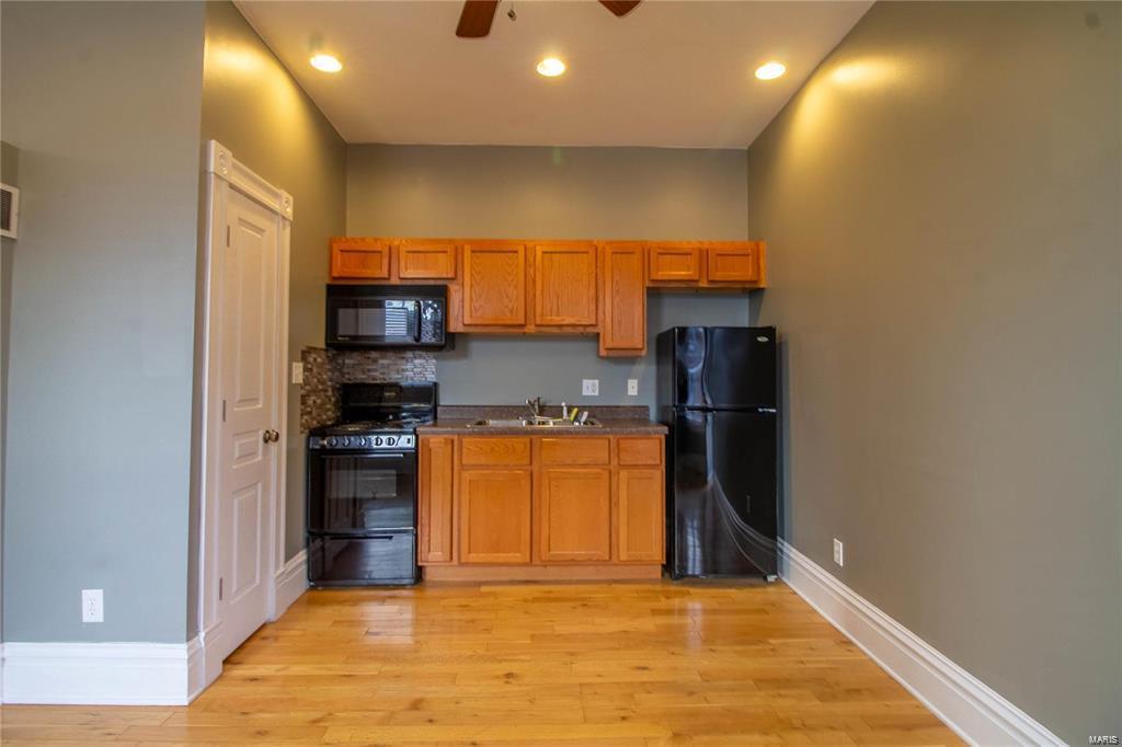 St Louis, Missouri 63104, United States, 1 Bedroom Bedrooms, ,1 BathroomBathrooms,Residential,Active,34695