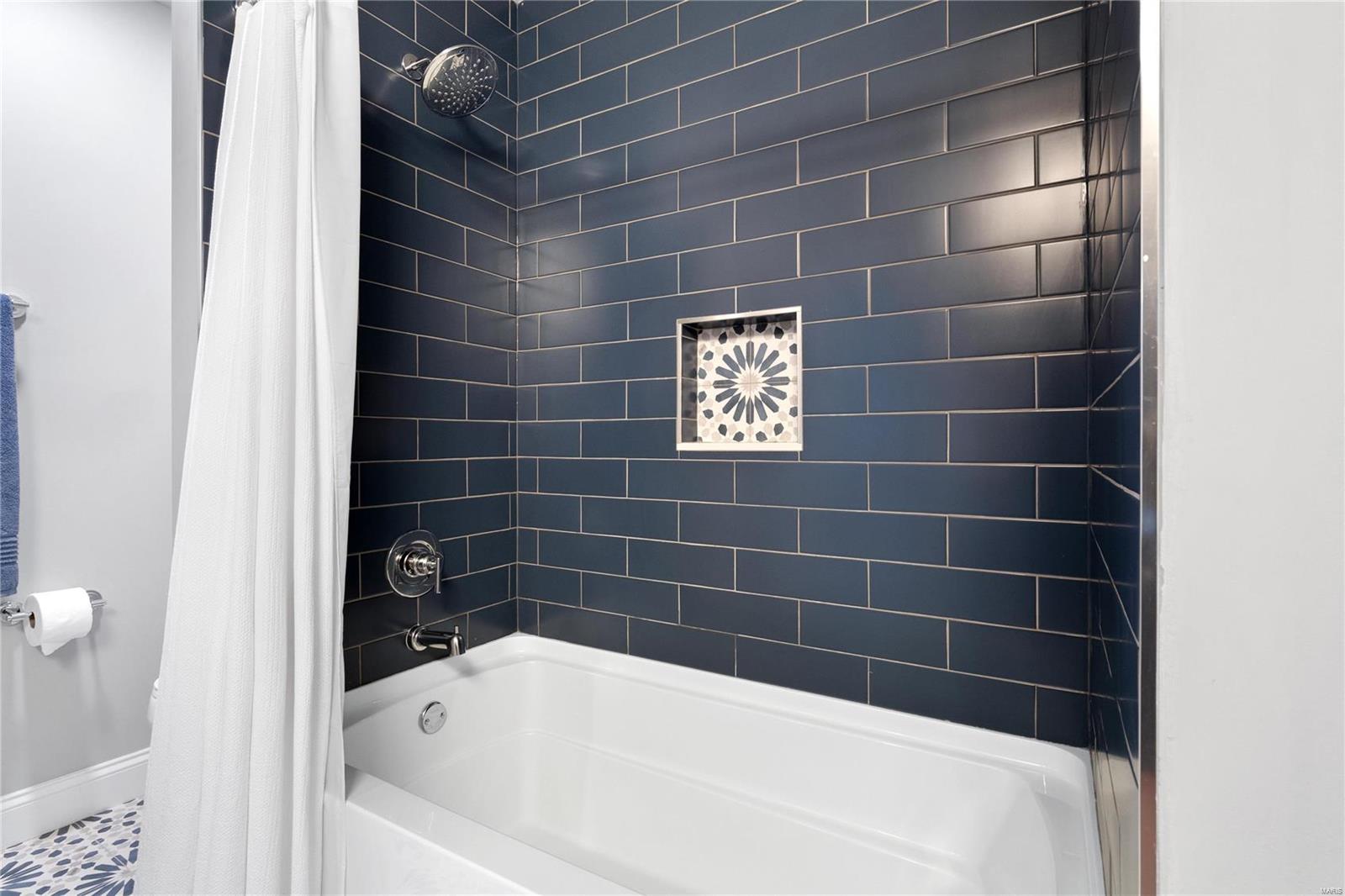 Price Lane - Residential