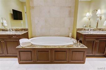 Crescent Condo - Residential