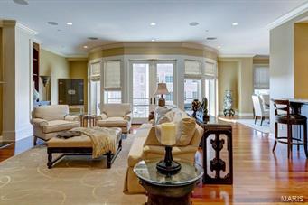 Crescent Condo - Residential