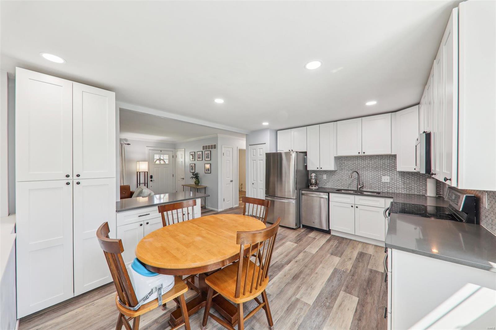 River Oaks 3 - Residential
