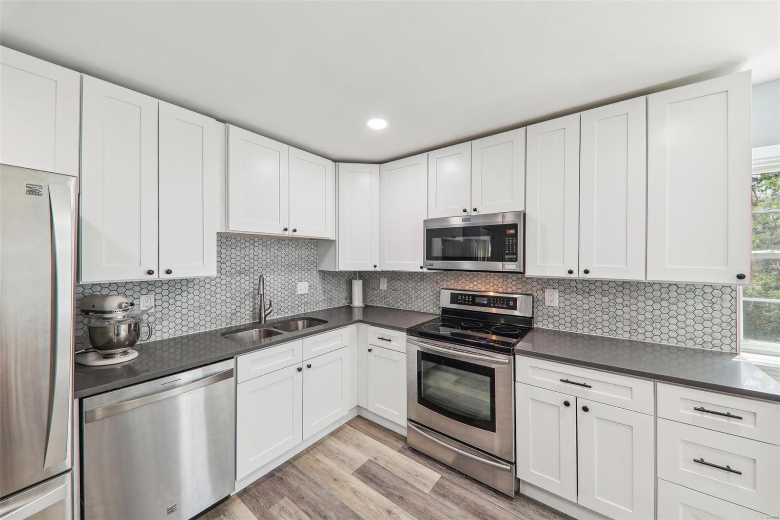 River Oaks 3 - Residential