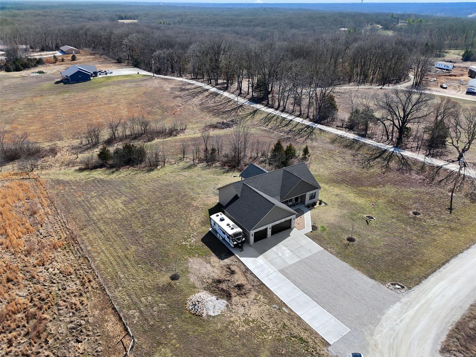 25 Gregory Michael Ln
