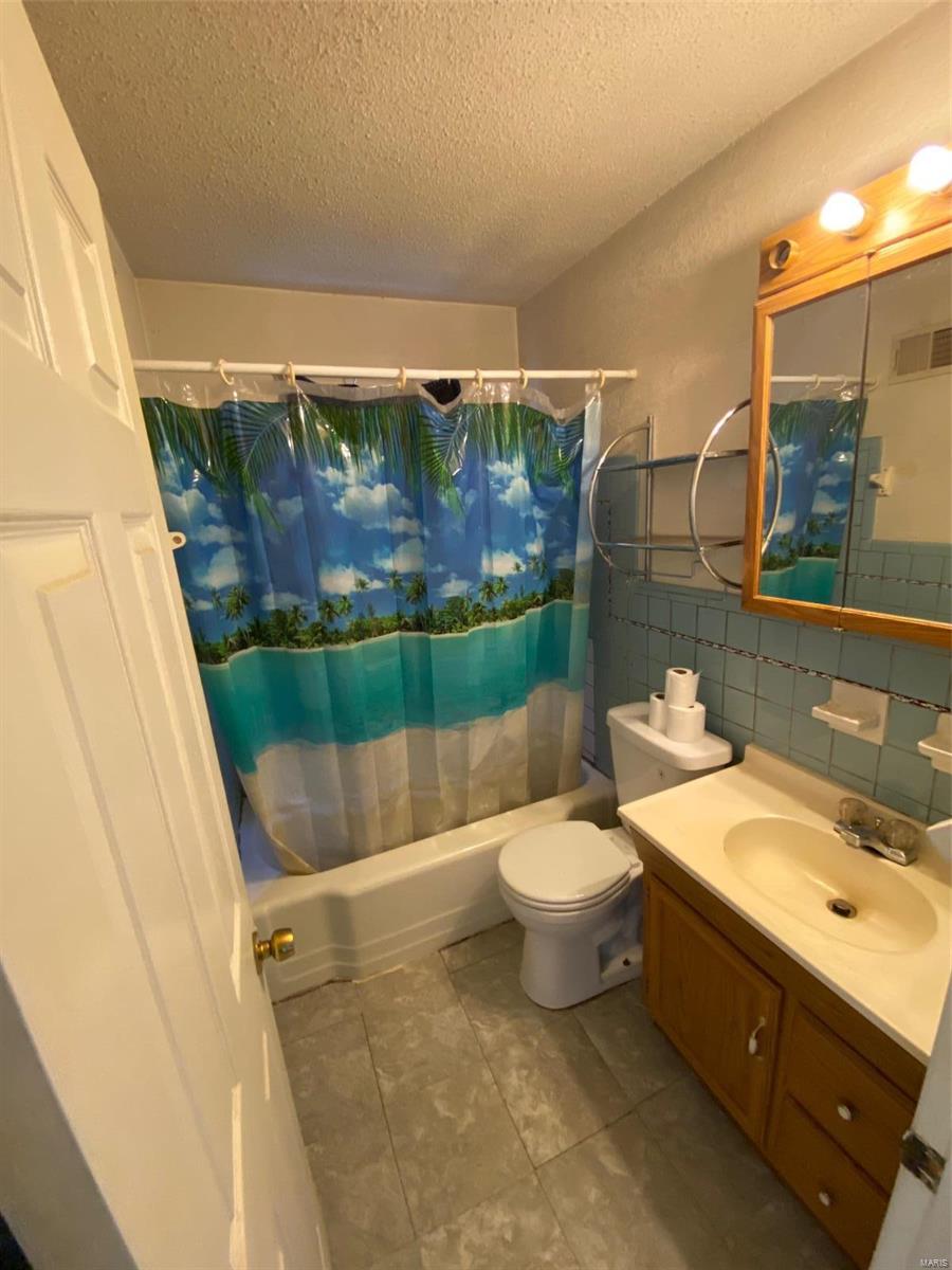 Lower Ladue Hills - Residential