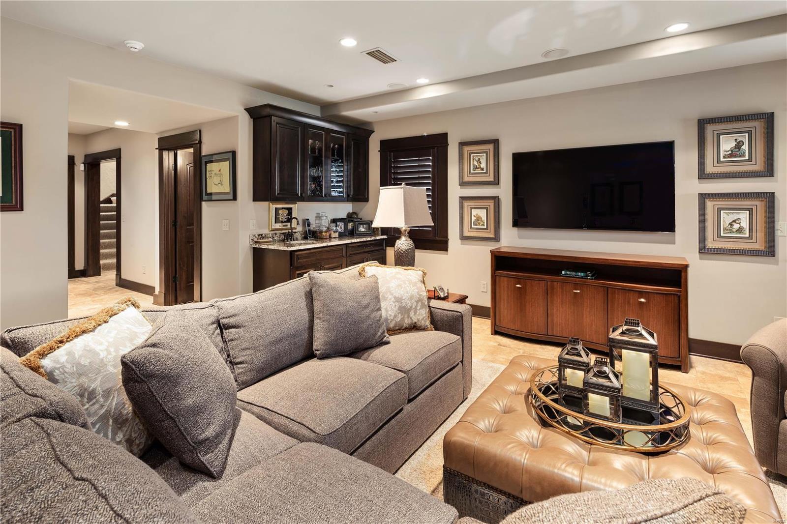 Clayton Gardens 2 - Residential