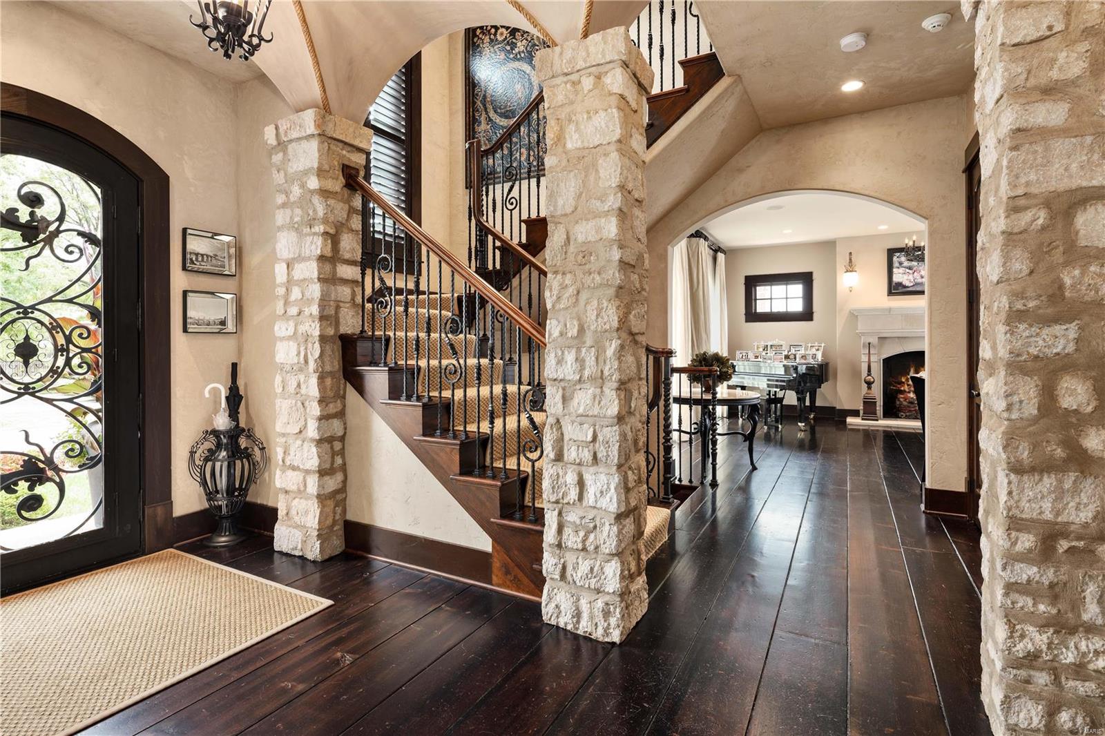 Clayton Gardens 2 - Residential