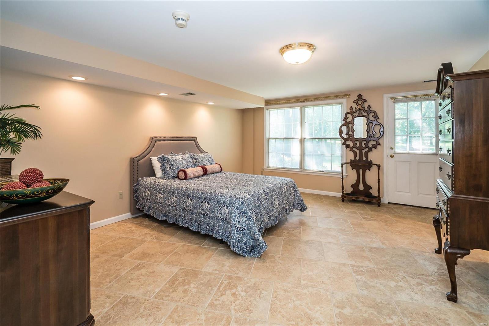 Dubon Lane - Residential