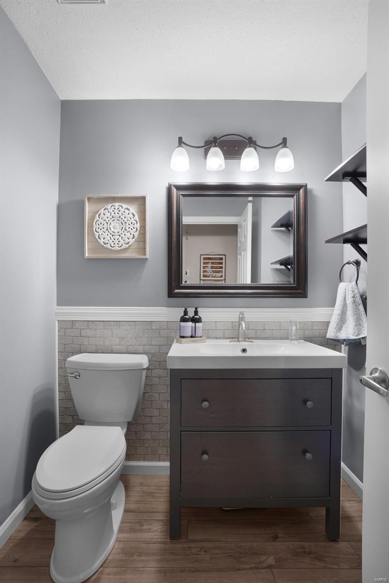 St Peters, Missouri 63376, United States, 3 Bedrooms Bedrooms, ,4 BathroomsBathrooms,Residential,Active,112990