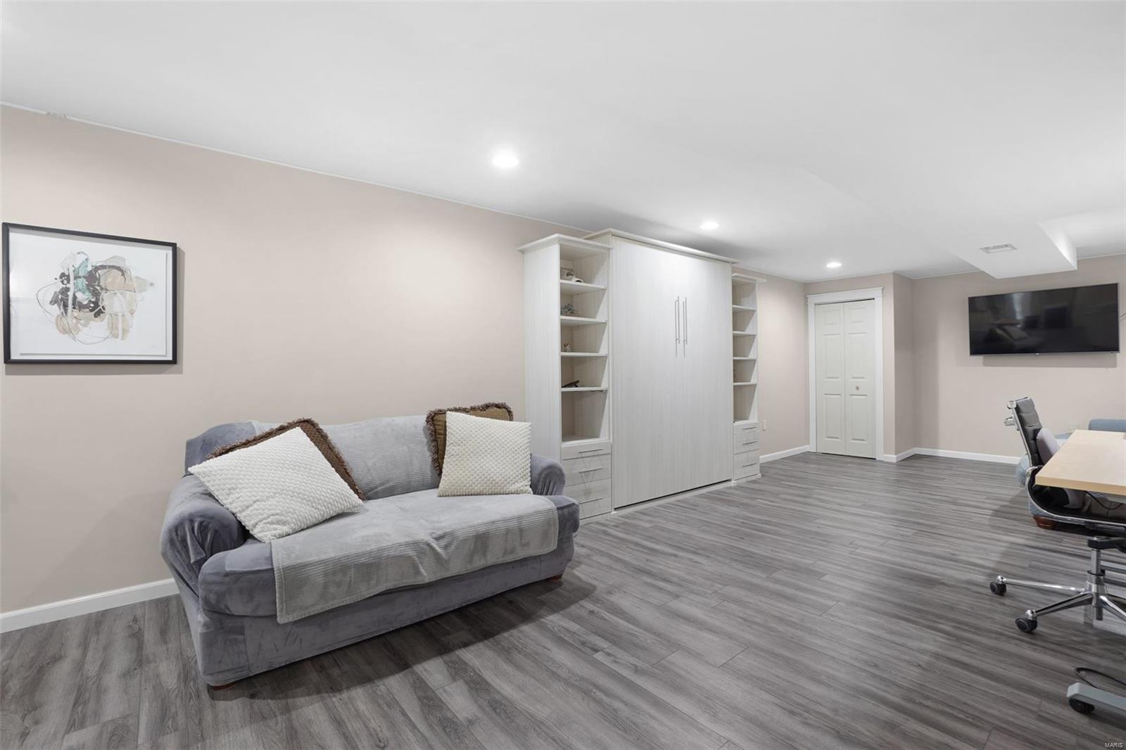 St Peters, Missouri 63376, United States, 3 Bedrooms Bedrooms, ,4 BathroomsBathrooms,Residential,Active,112990