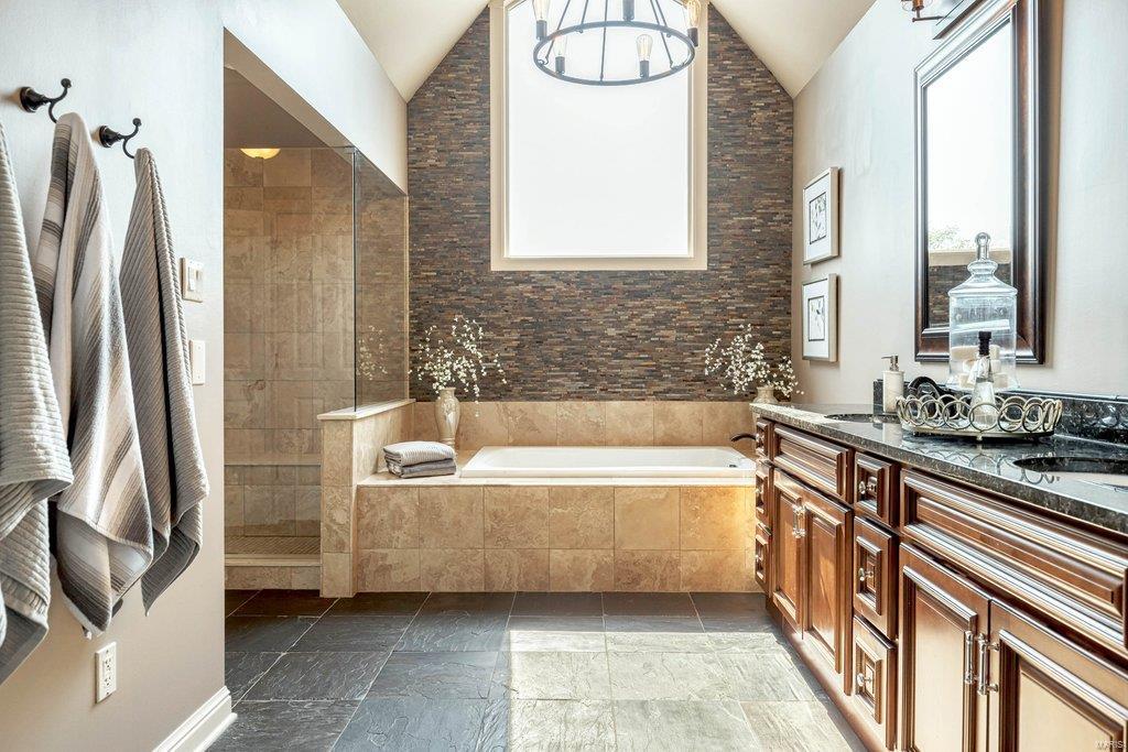 Camelot - Residential