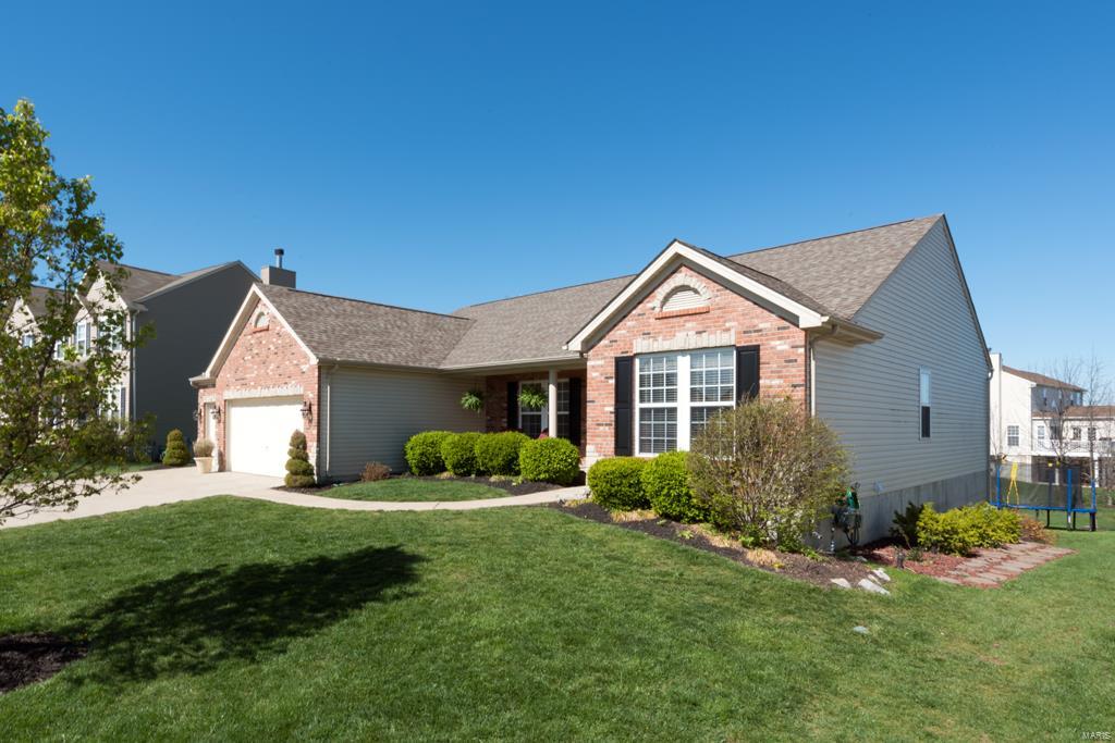 The Manors At Glenbrook - Residential