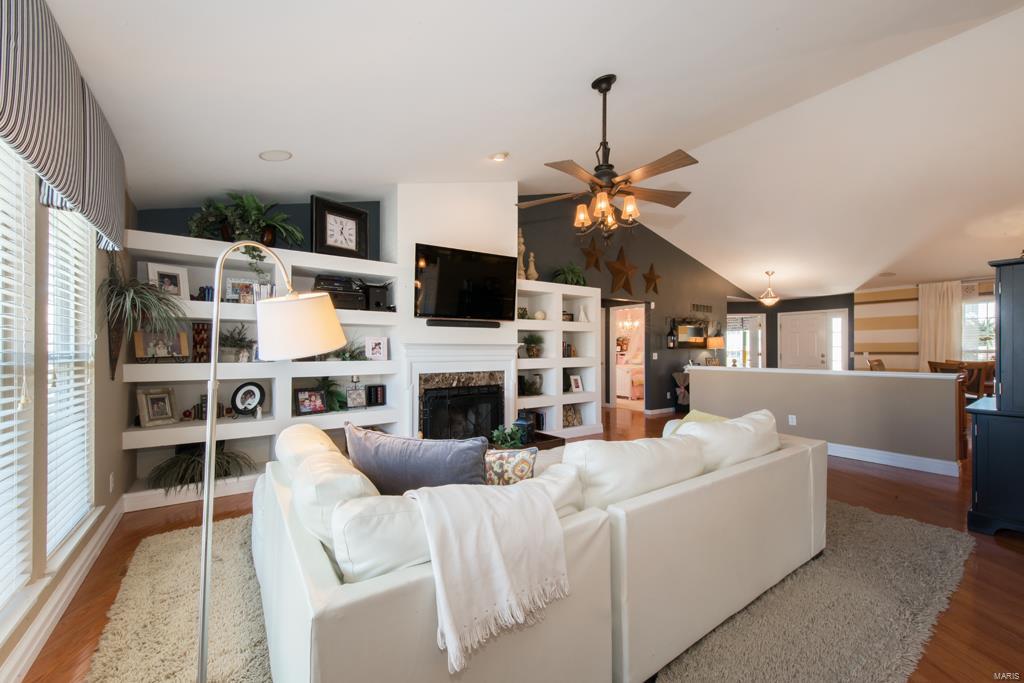 The Manors At Glenbrook - Residential