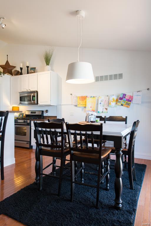 The Manors At Glenbrook - Residential