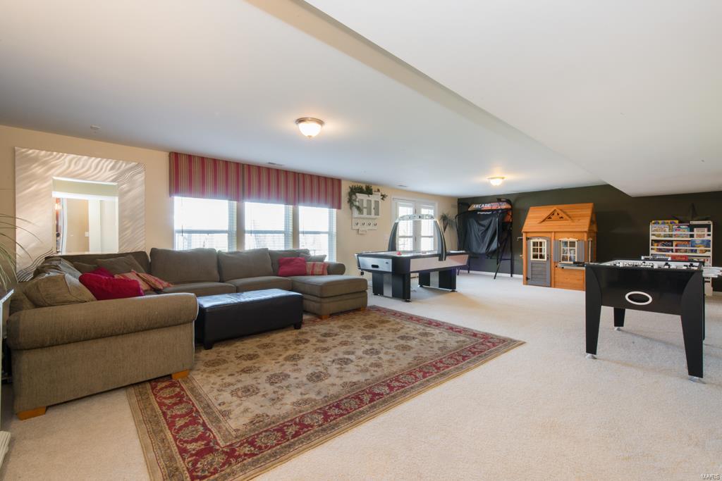 The Manors At Glenbrook - Residential