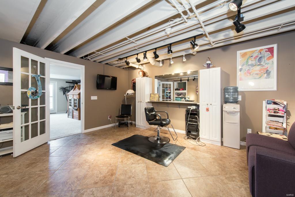 The Manors At Glenbrook - Residential