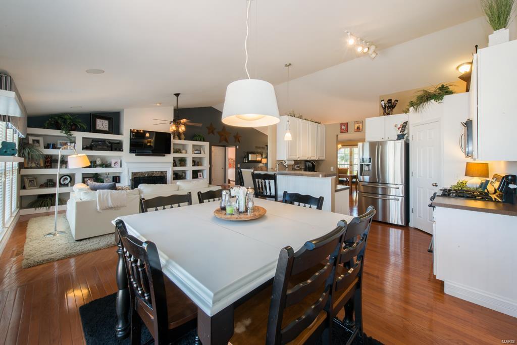 The Manors At Glenbrook - Residential