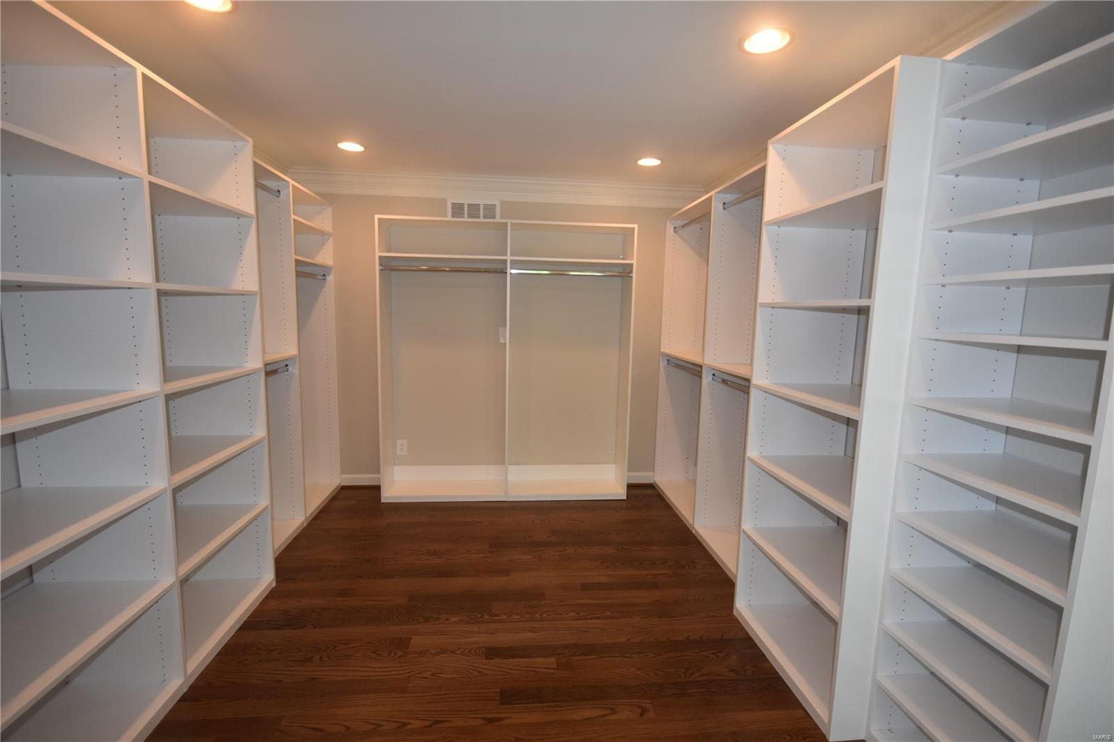 Twin Farms Road 1 - Residential