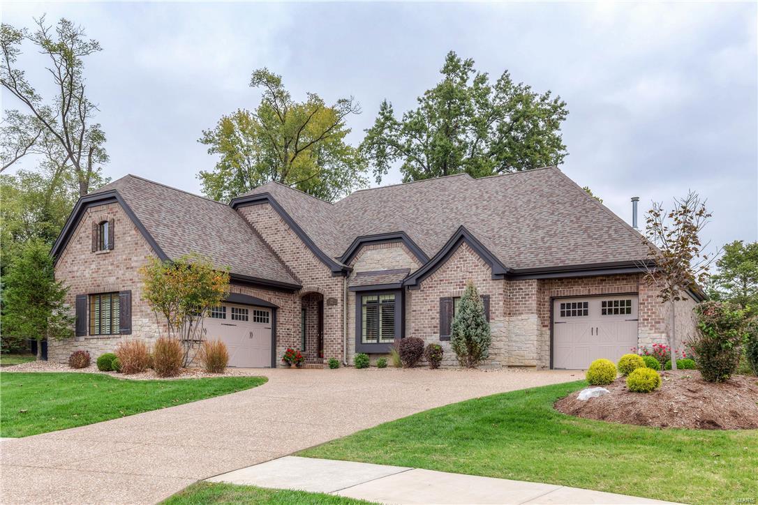 Ladue Court Villas - Residential