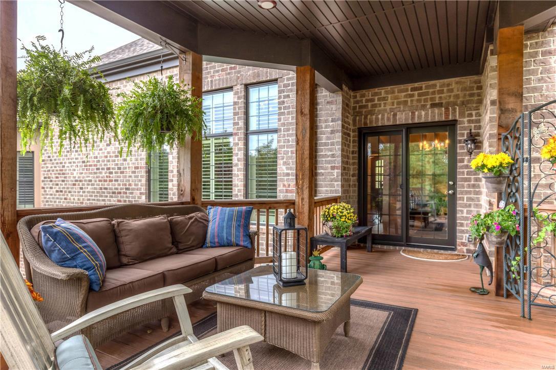 Ladue Court Villas - Residential